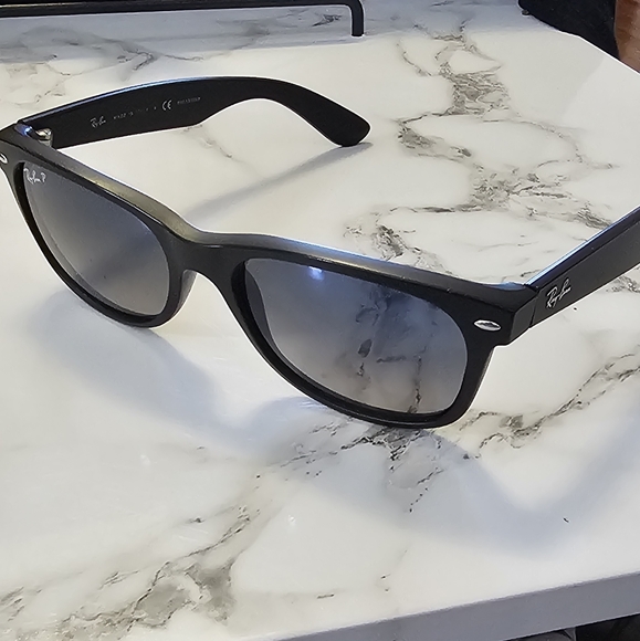 Rayban Black Sunglasses for Men, New in good condition - Picture 2 of 6